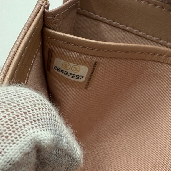 Authentic Chanel Camellia Leather Wallet on Unbranded Added Chain - Picture 13 of 13